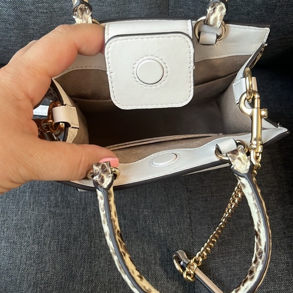 Small Coach bag with removable shoulder strap. Brand new without tags. - Picture 6 of 7